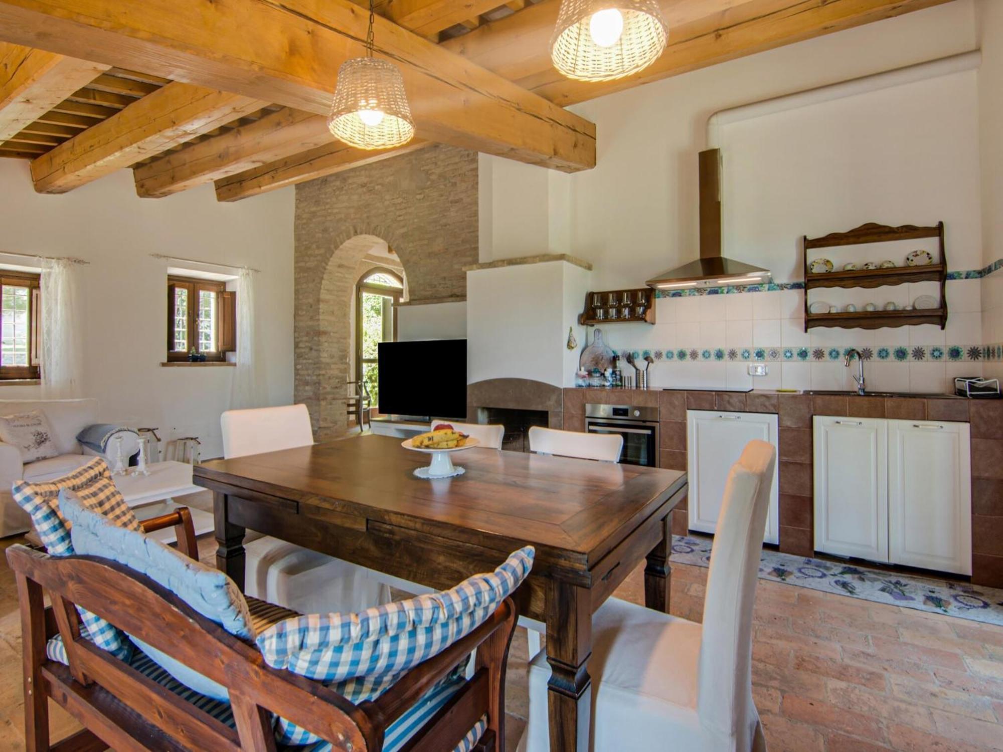 Stunning Apartment In Mombaroccio Near Metauro River Dış mekan fotoğraf
