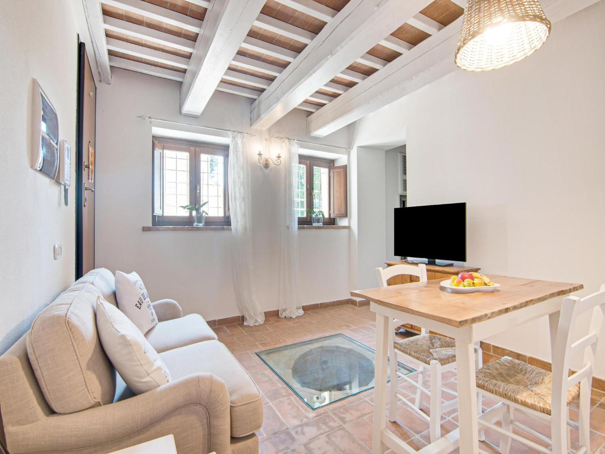 Stunning Apartment In Mombaroccio Near Metauro River Dış mekan fotoğraf